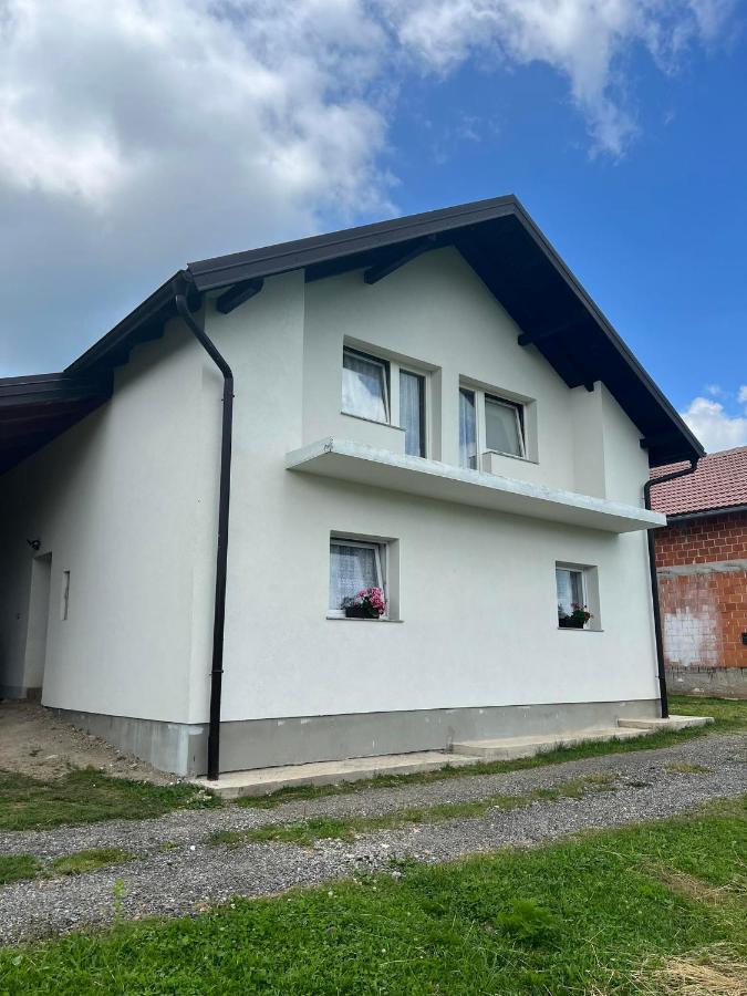 Apartman Djak Plitvička Jezera Екстериор снимка