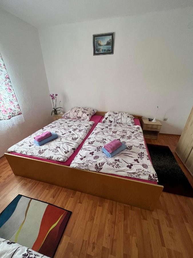 Apartman Djak Plitvička Jezera Екстериор снимка